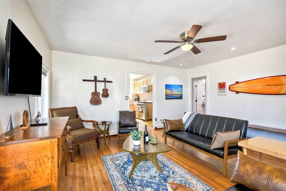 House, Multiple Beds, Patio, Garden View (Vintage Beach Bungalow)