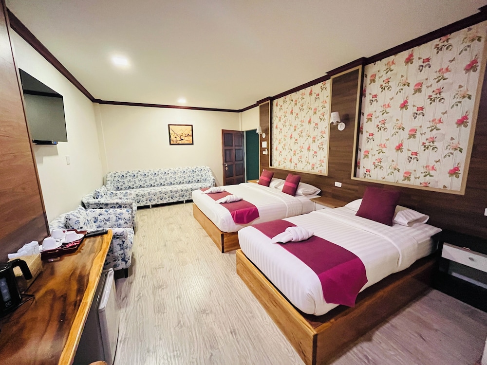 Family Deluxe Room photo 3