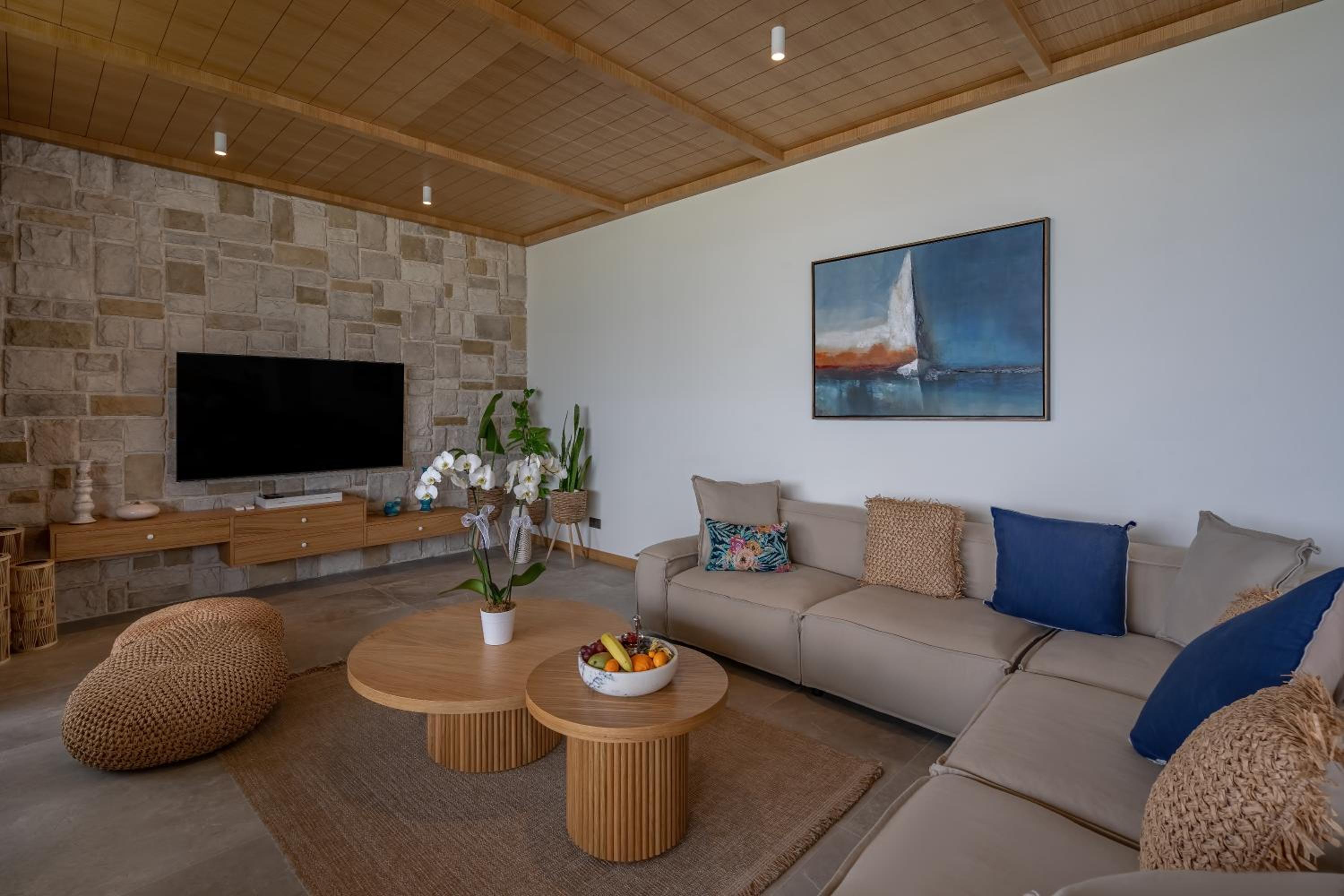Superior Suite with Sea View - Photo 8
