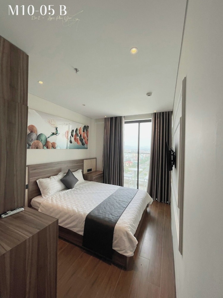 Deluxe Double Room, Balcony, City View photo 2