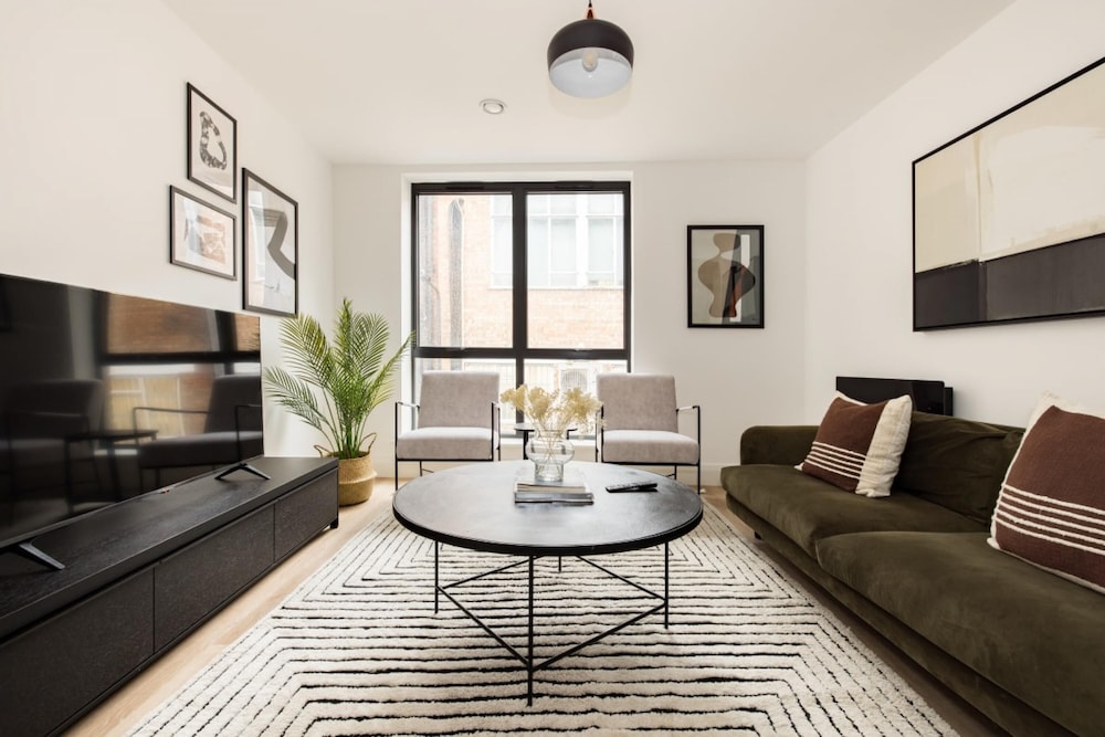 Apartment photo 1