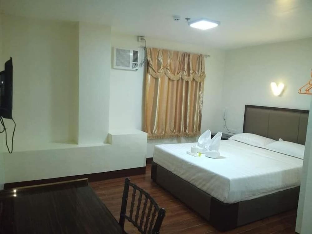 Deluxe Room - Photo 3