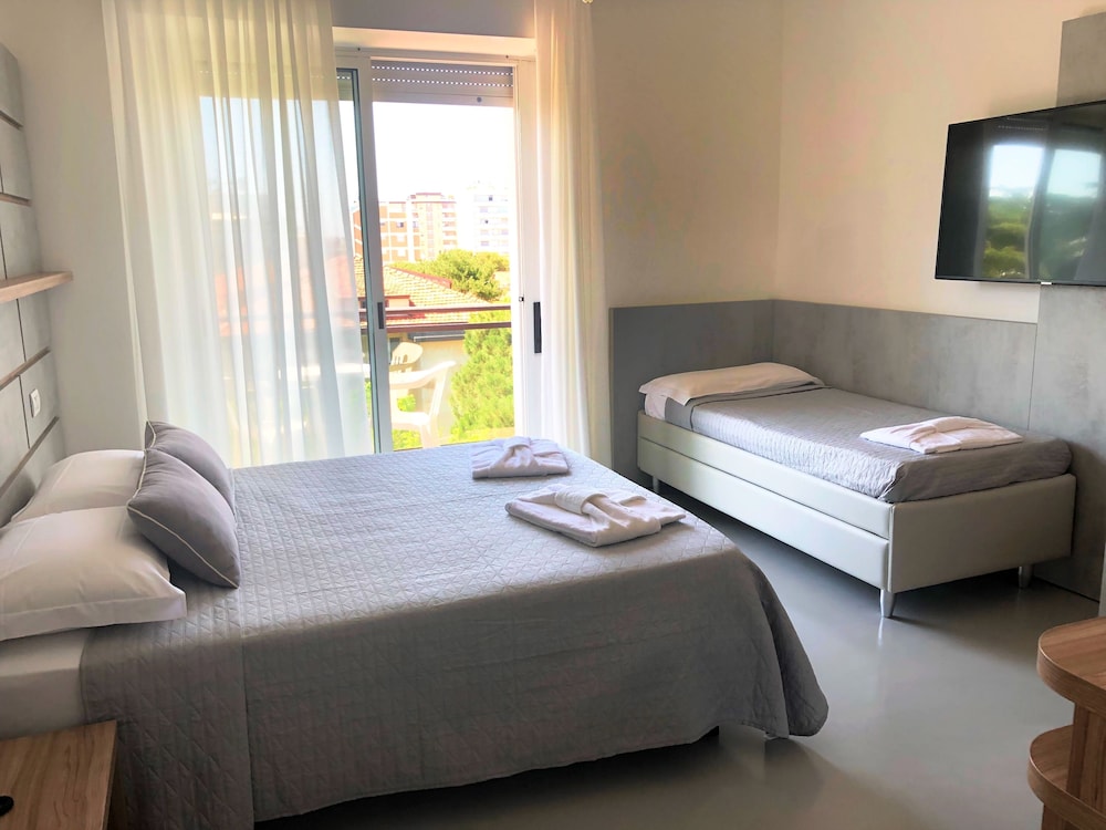 Panoramic Triple Room, 1 Bedroom, Balcony