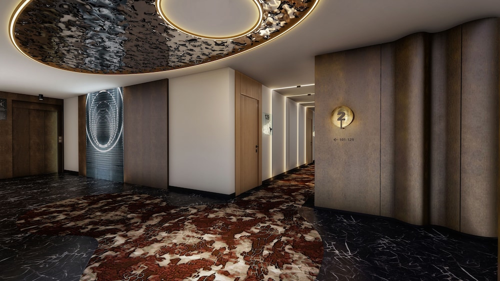 The Twist & Go Room - Entrance to Ushuaia Club Included - Photo 4