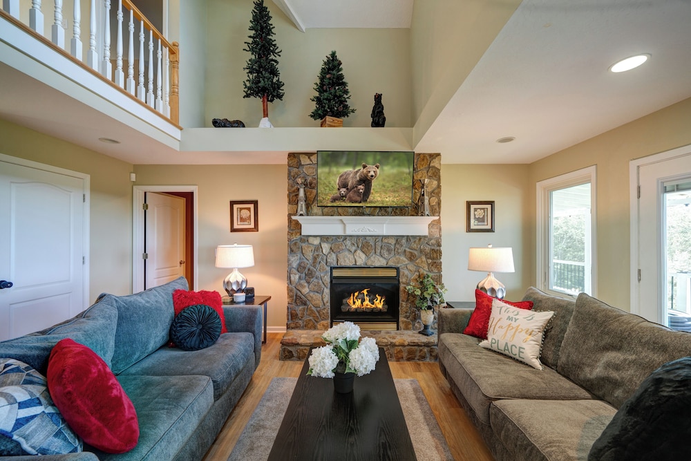 House, Multiple Beds, Patio, Mountain View (The Haven At Sunset View)