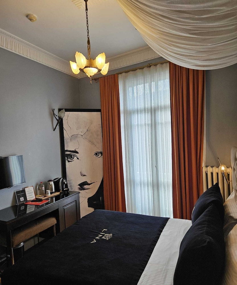Standard Room photo 3