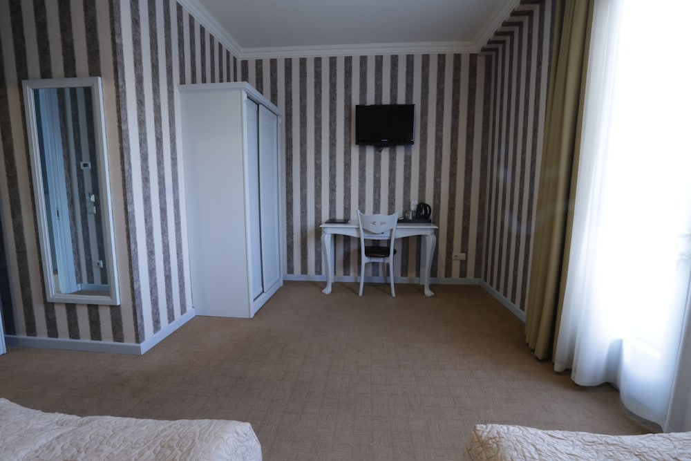 Standard Twin Room, 2 Twin Beds, Annex Building photo 3