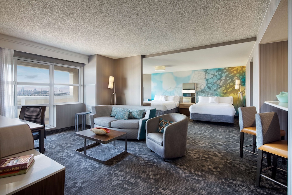 Studio Suite, 2 Queen Beds, Bay View - Photo 4