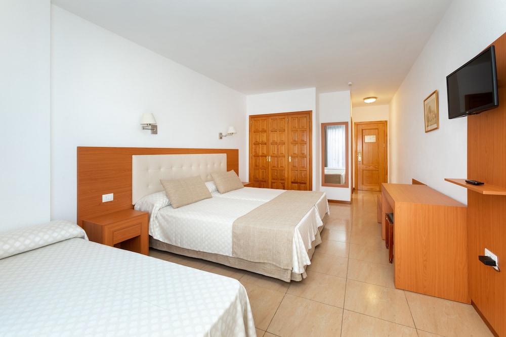Family Triple Room