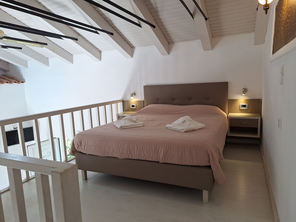 Apartment, 1 Bedroom, Pool View, Split Level
