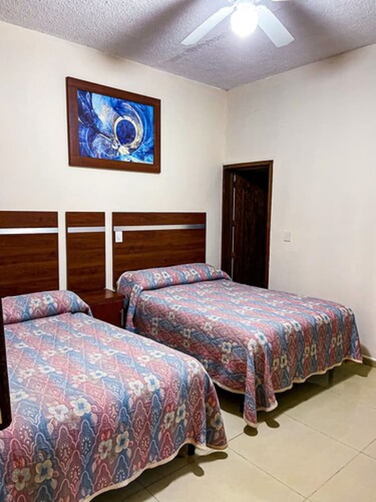 Double Room, 2 Double Beds photo 2
