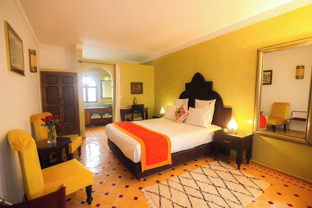 Superior Double or Twin Room - Photo 1