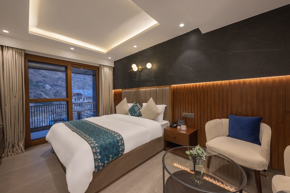 Deluxe Room, Balcony, Valley View