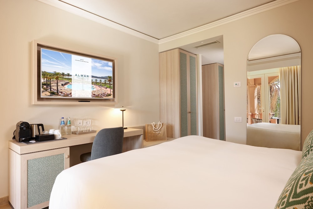 Superior Double or Twin Room, Garden View - Photo 2