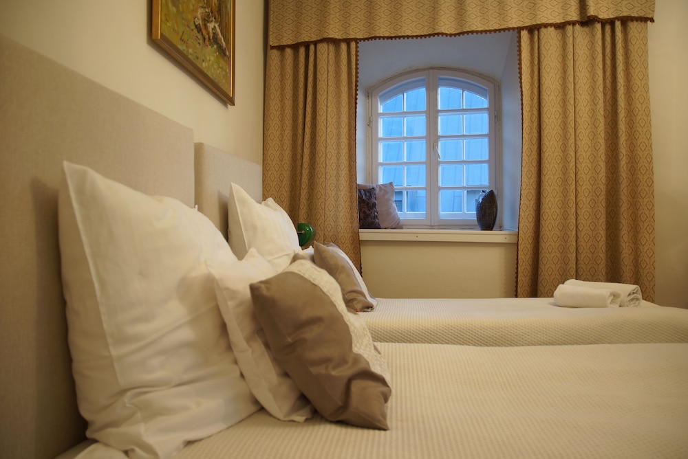 Standard Double or Twin Room, City View