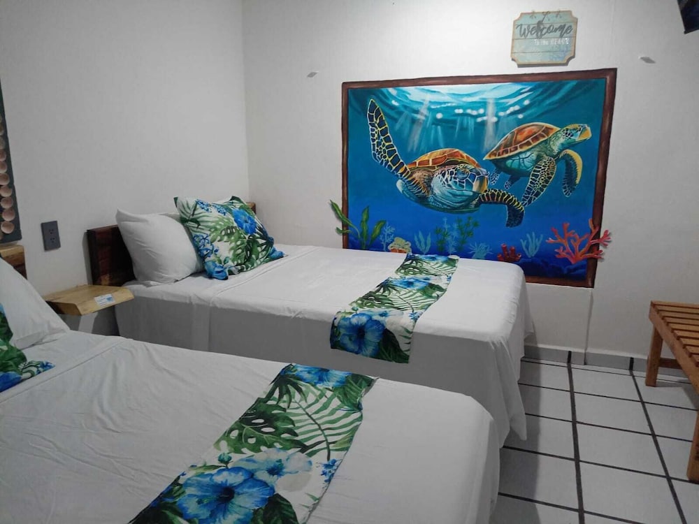 Standard Quadruple Room, Partial Sea View