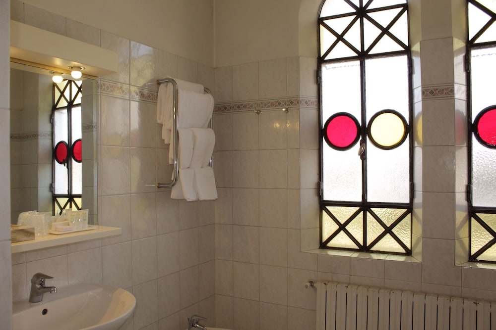 Double Or Twin Room photo 3