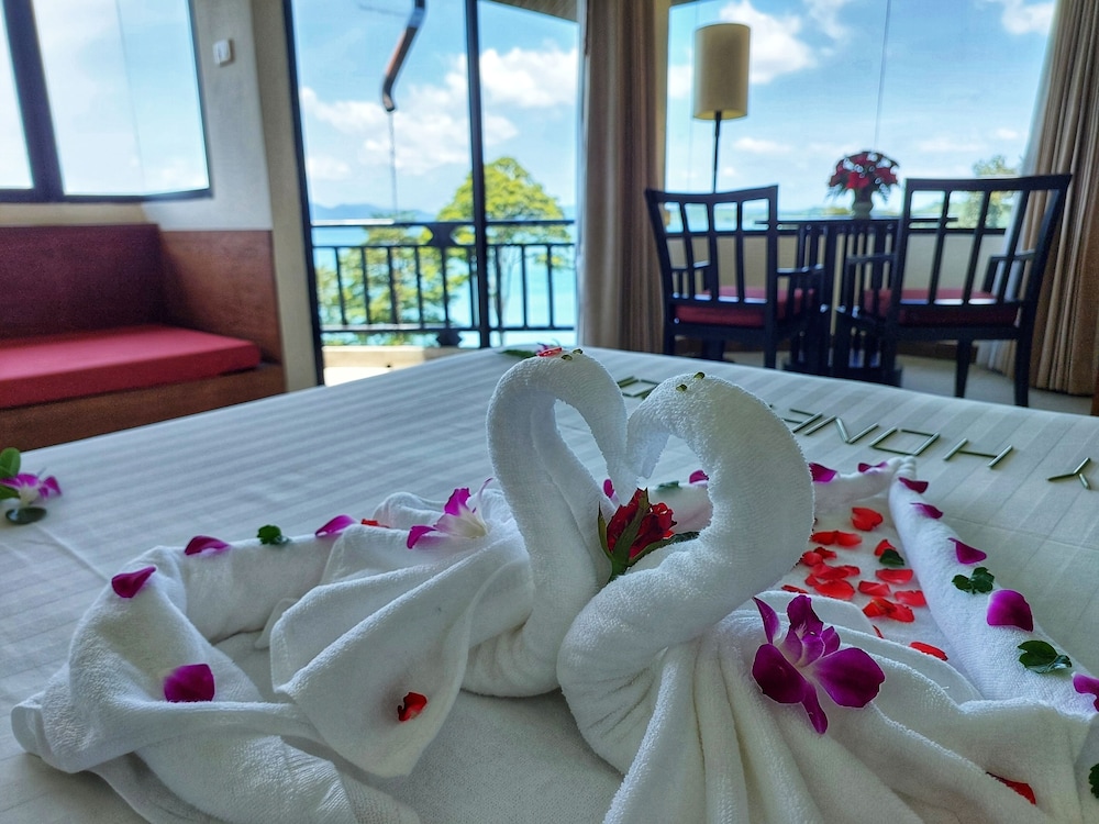 Grand Room, Sea View (Deluxe) - Photo 2