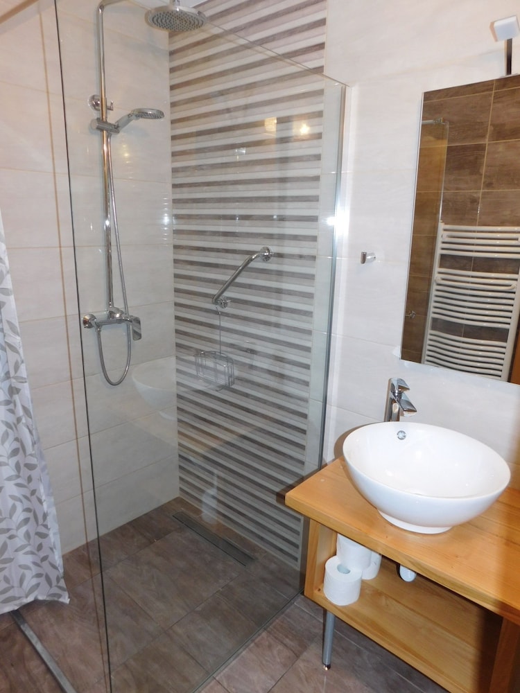 Standard Double Room, Balcony photo 2