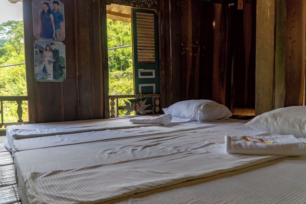 Standard Shared Dormitory, Mountain View