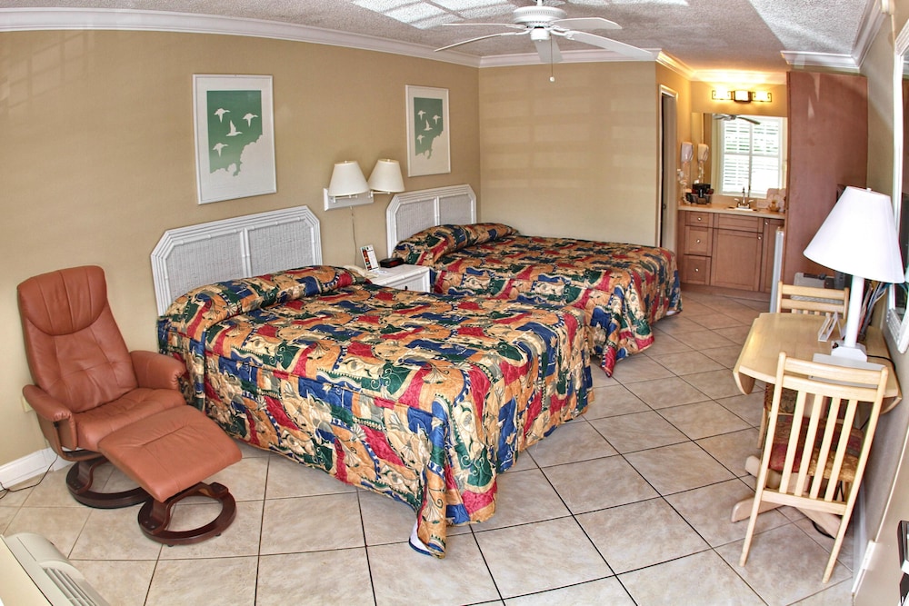 Standard Double Room, 2 Double Beds - Photo 3