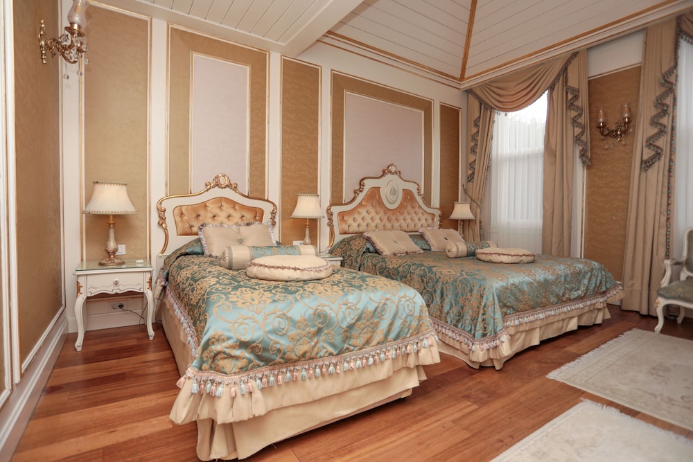 Suite - Photo 5