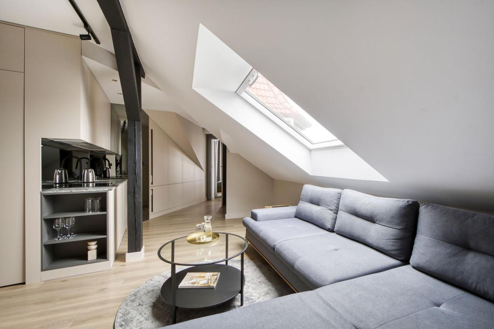 One-Bedroom Apartment - Photo 7