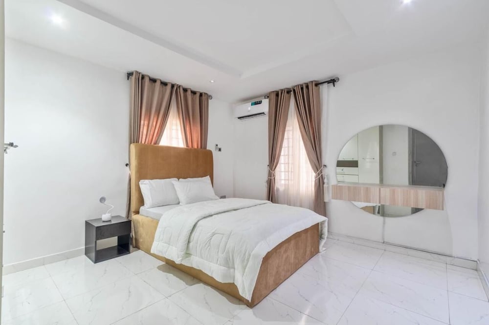 Exclusive Room