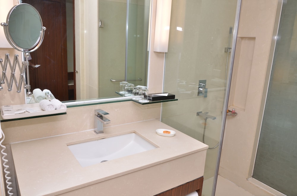 Executive Room - Photo 2