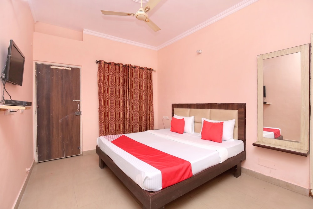 Deluxe Double Or Twin Room, 1 King Bed photo 3