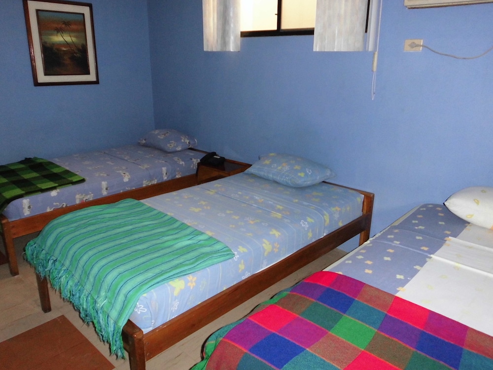 Standard Triple Room, 3 Twin Beds photo 1