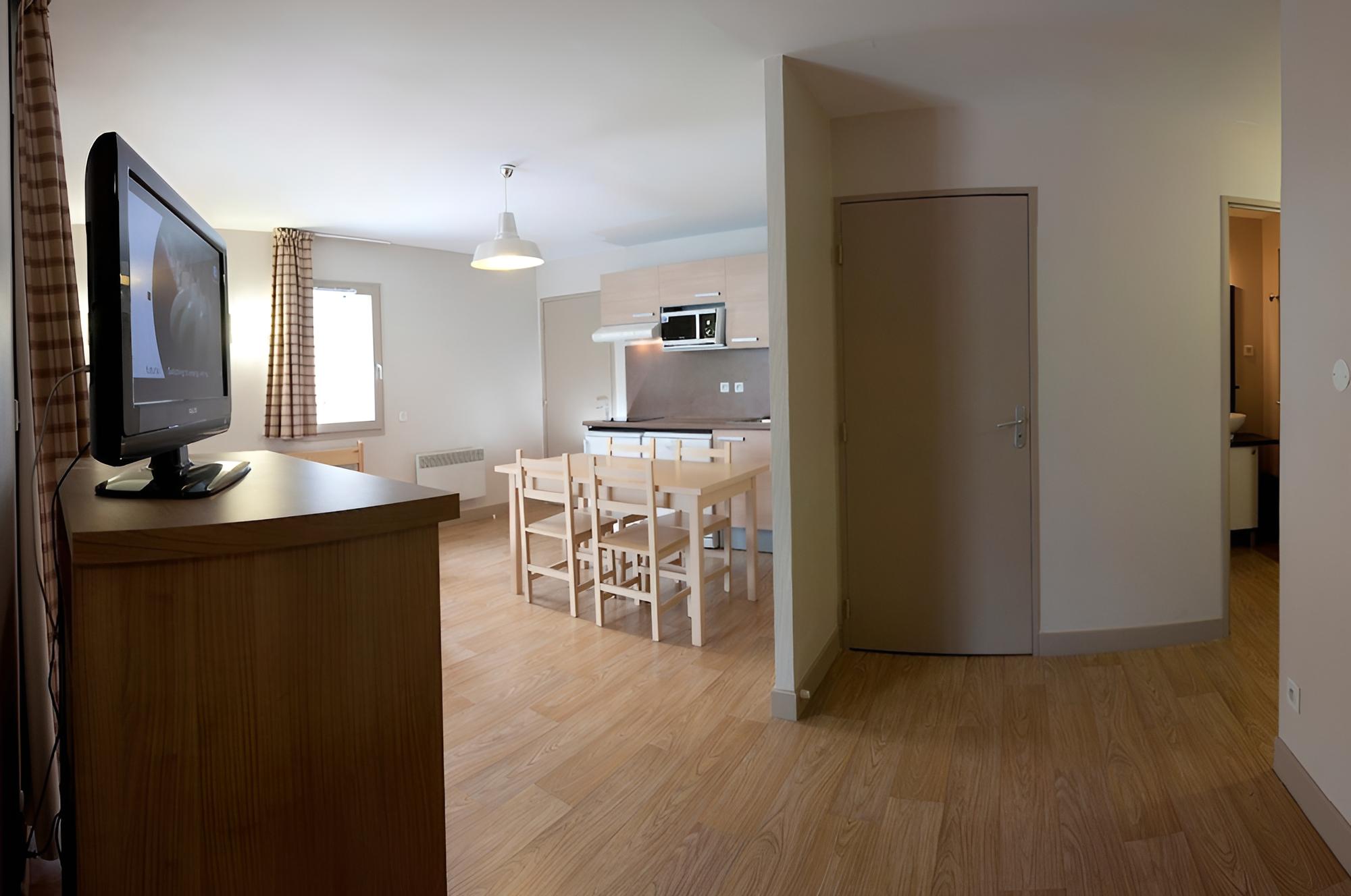 Apartment, 2 Bedrooms photo 2