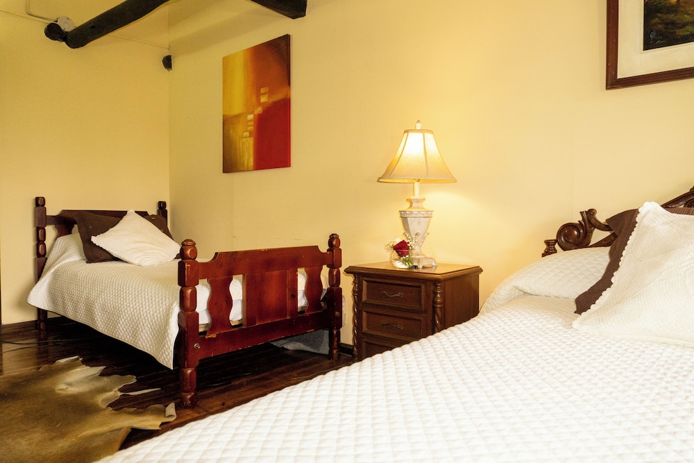 Superior Triple Room photo 3