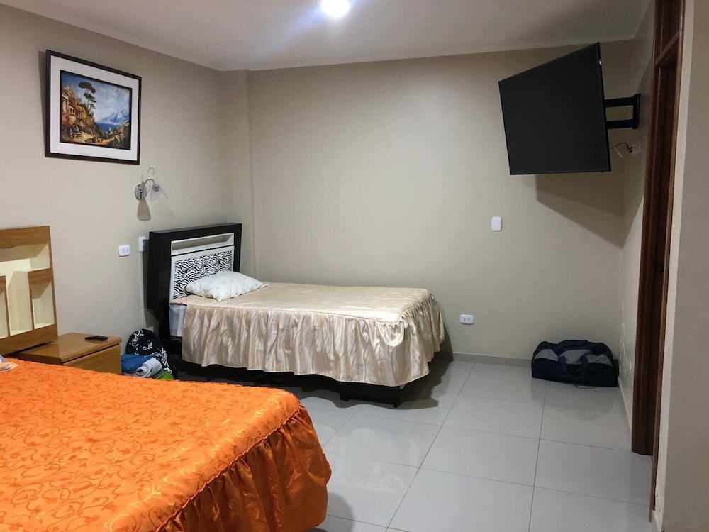 Basic Twin Room