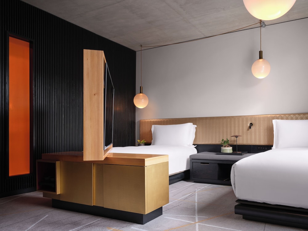 Junior Suite, 2 Twin Beds (Zen) thumbnail 6