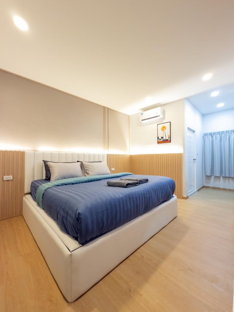 Deluxe Double Room photo 3