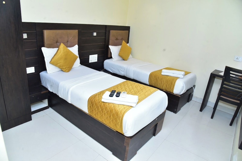 Basic Double Room