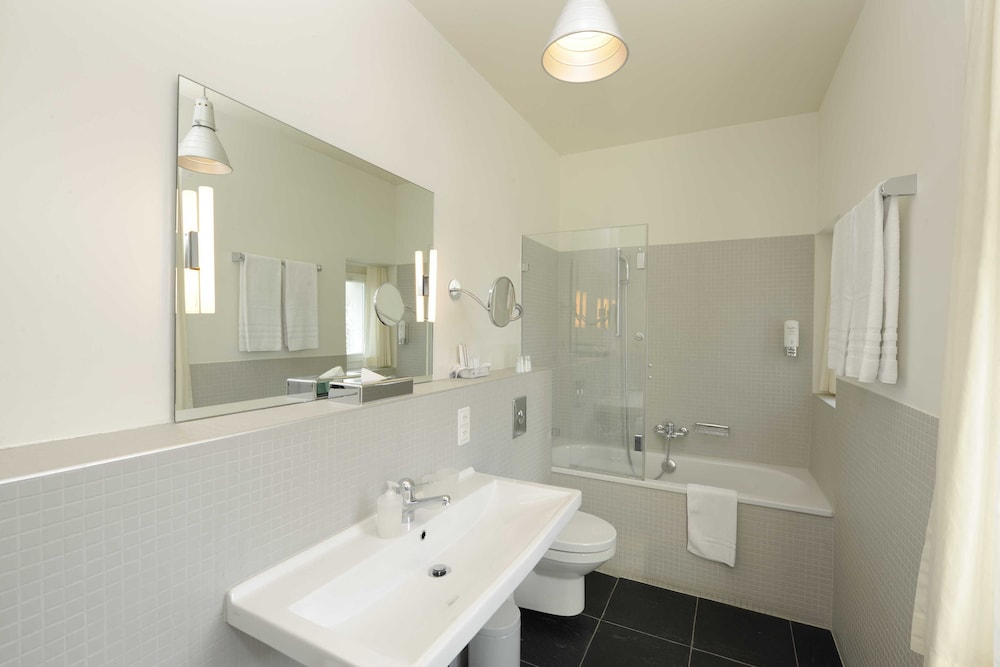 Studio Suite photo 3
