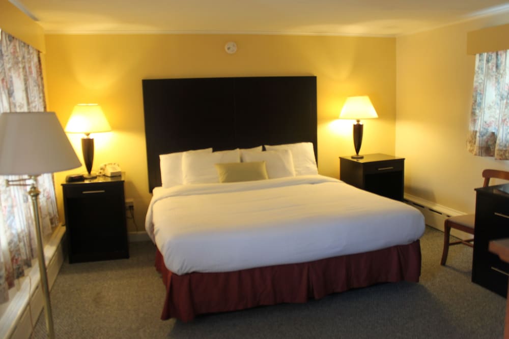 Standard Room, 1 King Bed