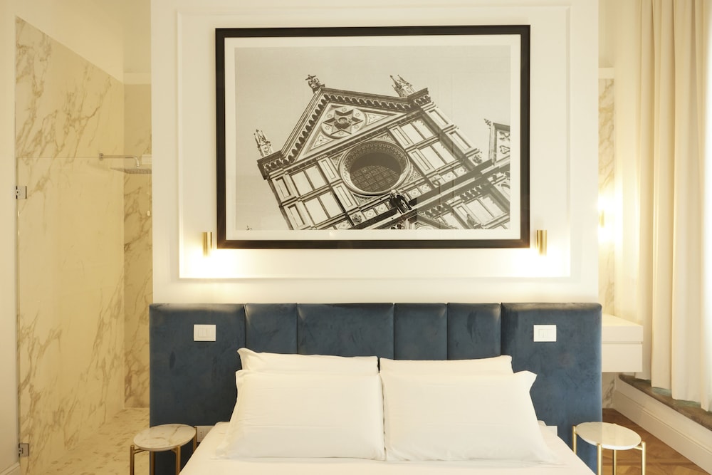 Deluxe Suite photo 2