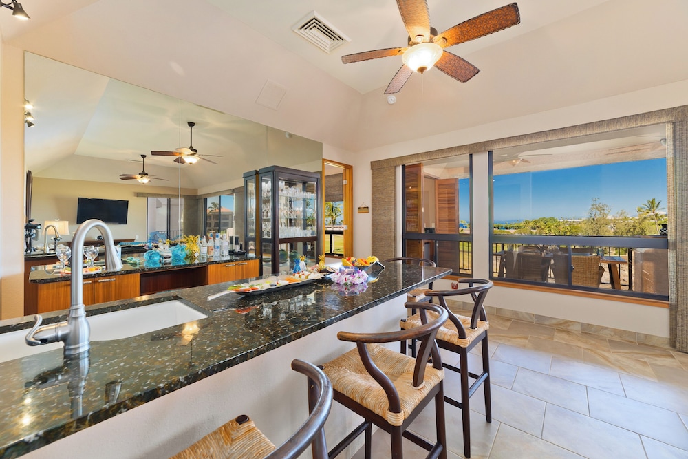 Condo photo 2