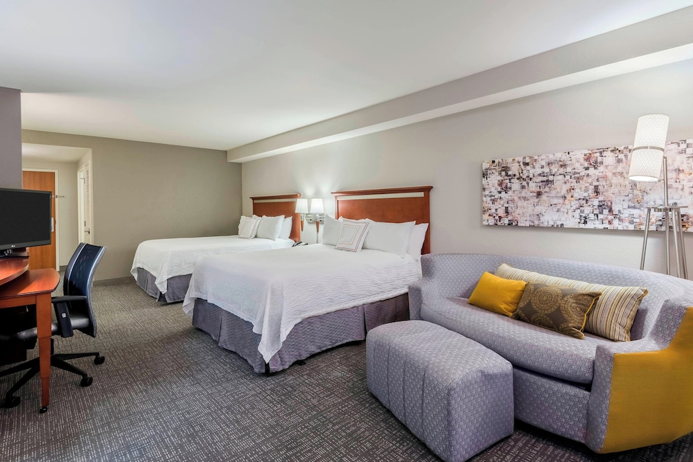 Executive Room, Multiple Beds