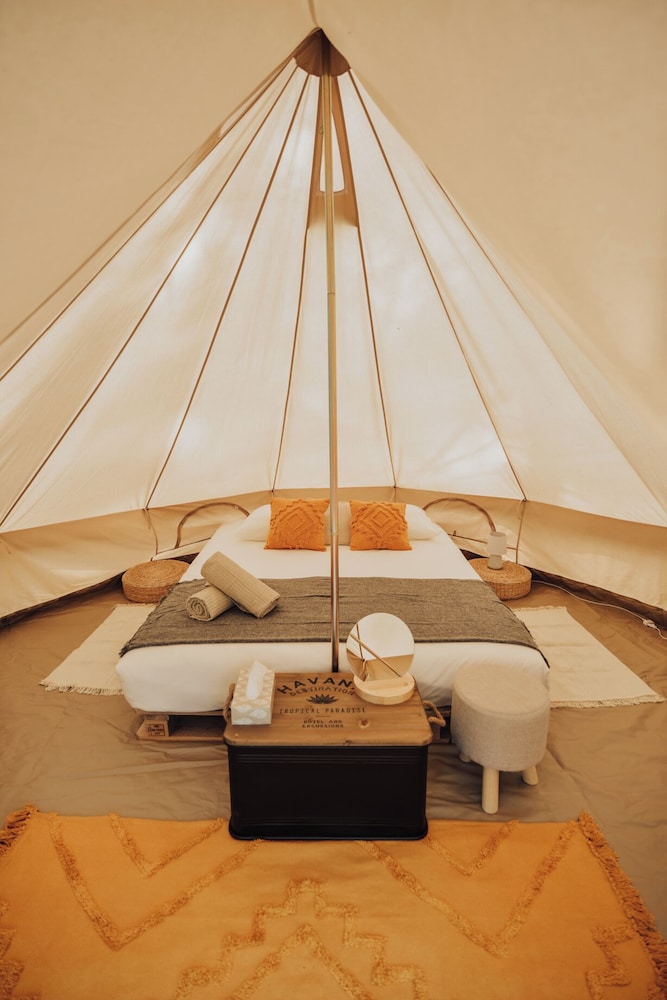 Tent, 1 Queen Bed photo 1