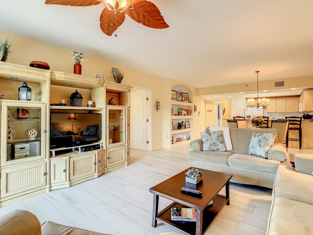 Superb 3 2 Condo Tucked Away Next to the Estuary in Oceanwalk Oceanwalk 4-204, 사진 14
