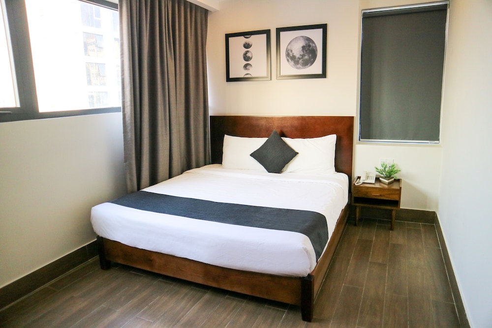 VIP Cozy Room (large room + city view)