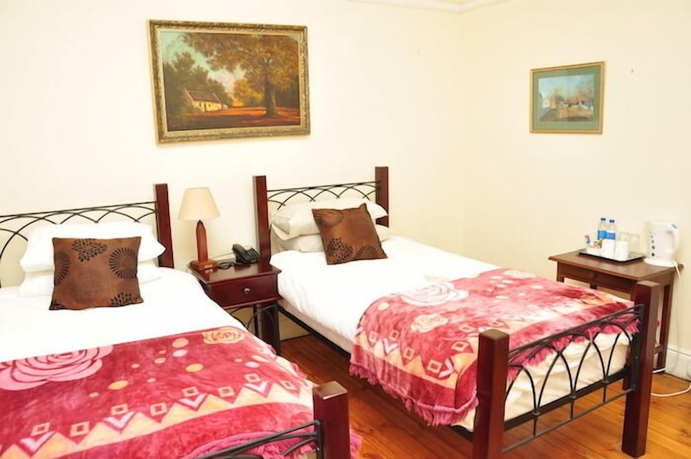 Standard Room photo 3