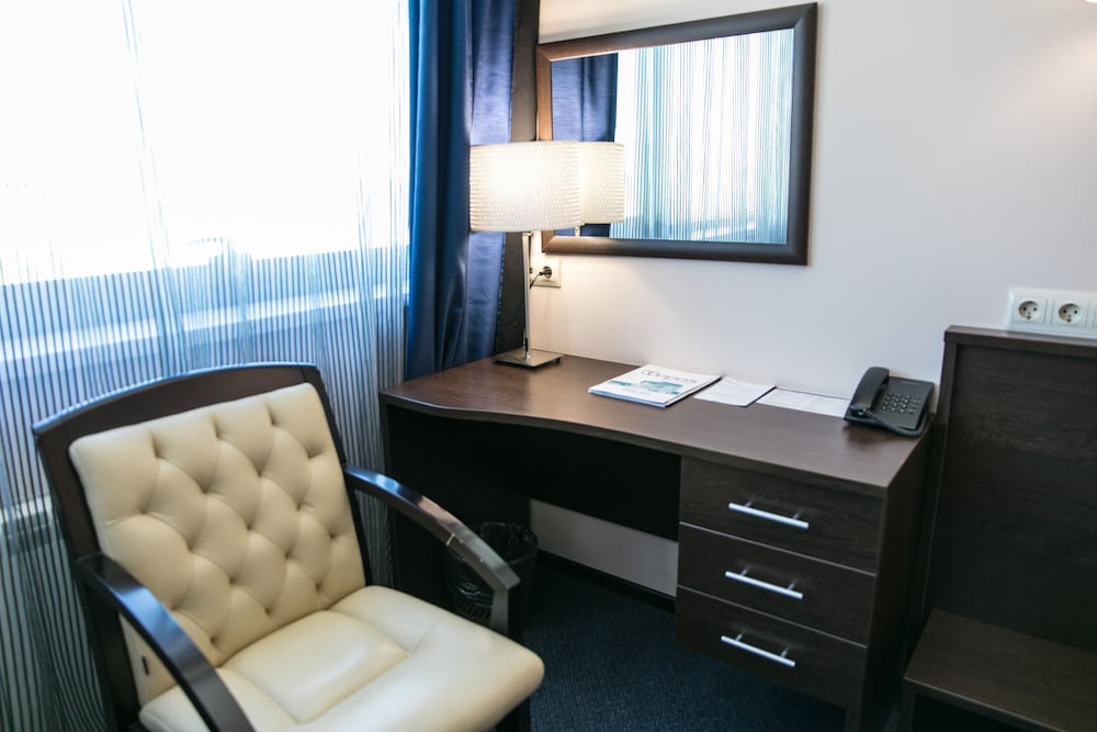 Suite, 1 Bedroom photo 2