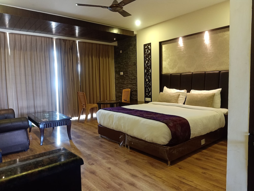 Executive Room photo 1