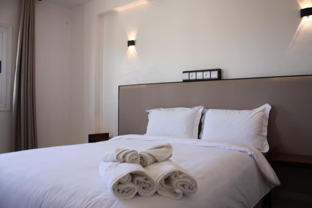 Family Triple Room, Non Smoking, City View photo 2