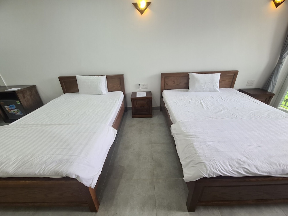 Basic Double or Twin Room, 1 Bedroom, Balcony, Garden Area